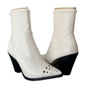 Michael Kors Dover Heeled Bootie Light Cream Studded Toe New Without Box